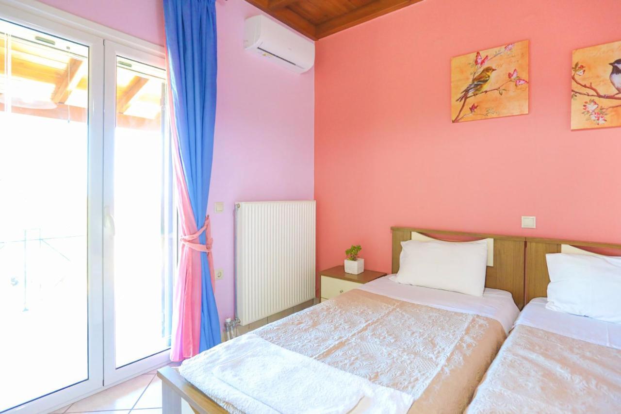 Villa Chrisdina Nymfai エクステリア 写真