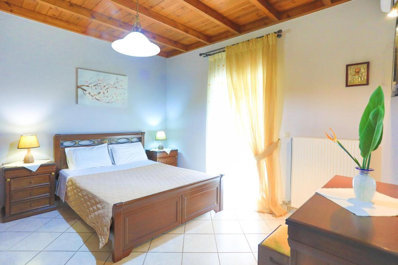 Villa Chrisdina Nymfai エクステリア 写真